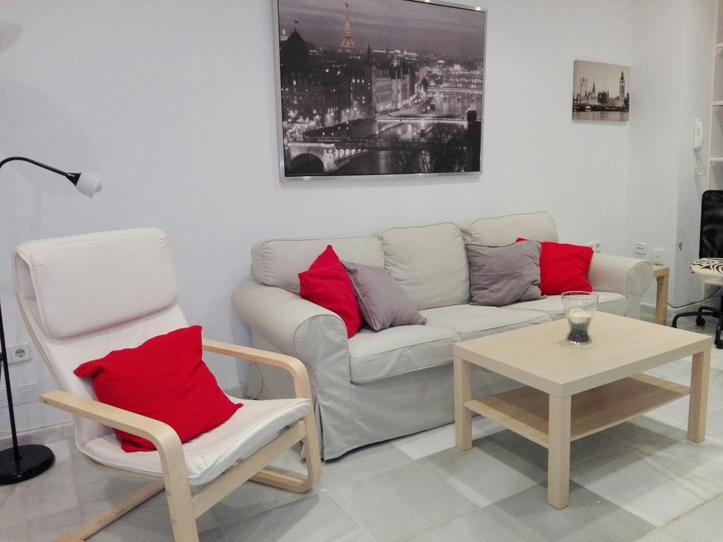 Centrico Apartamento Con Patio Privado เซบีญา ภายนอก รูปภาพ