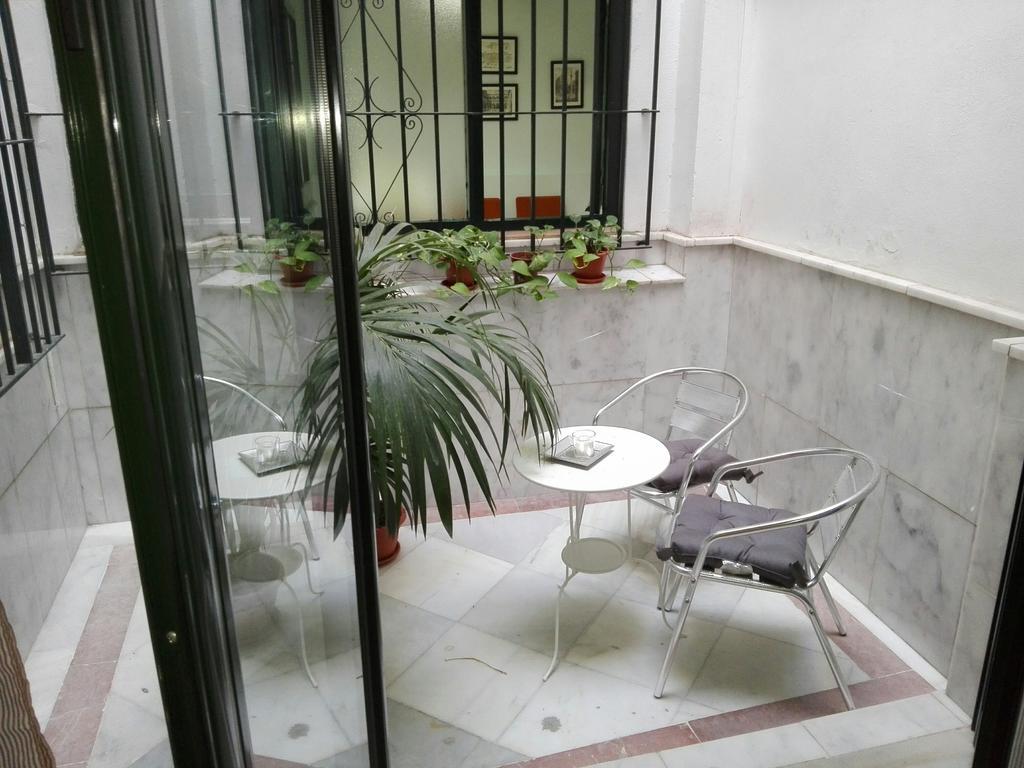 Centrico Apartamento Con Patio Privado เซบีญา ภายนอก รูปภาพ